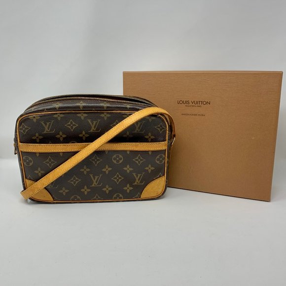 Louis Vuitton Handbags - Genuine Louis Vuitton crossbody bag